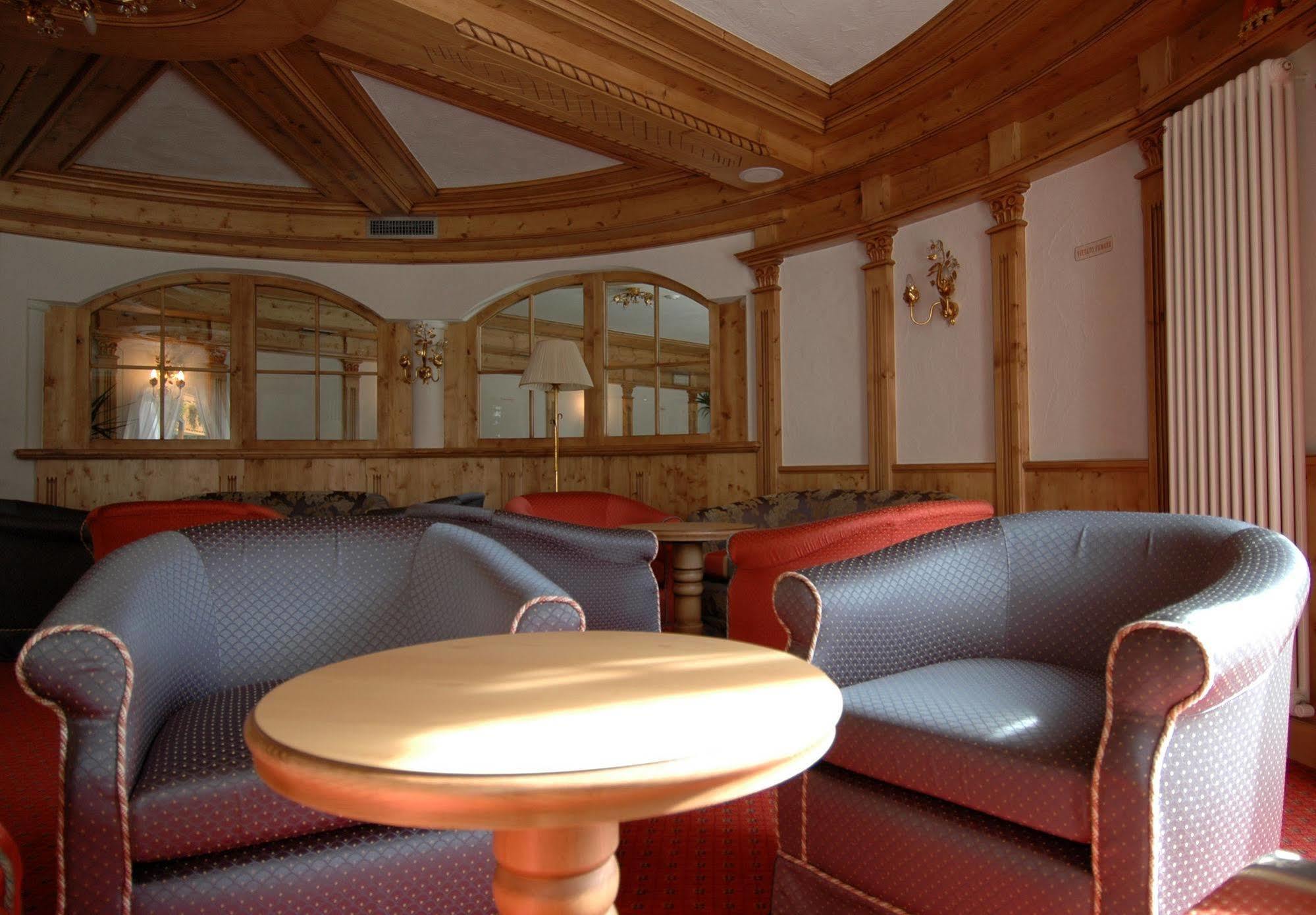 Residence Pez Gajard San Martino Di Castrozza Eksteriør bilde