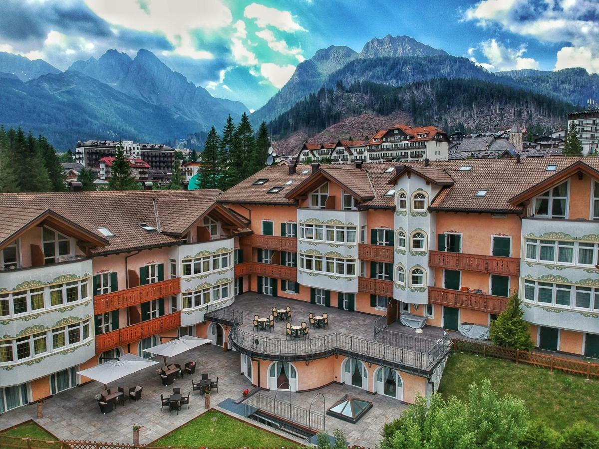 Residence Pez Gajard San Martino Di Castrozza Eksteriør bilde